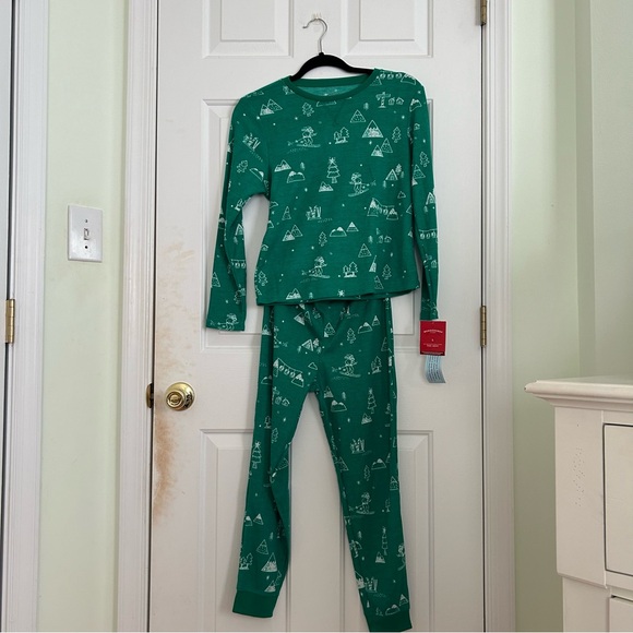 Kid’s Wondershop Christmas pj’s - Picture 3 of 11
